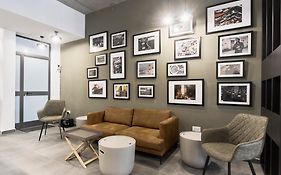 Mr Todd Hotel